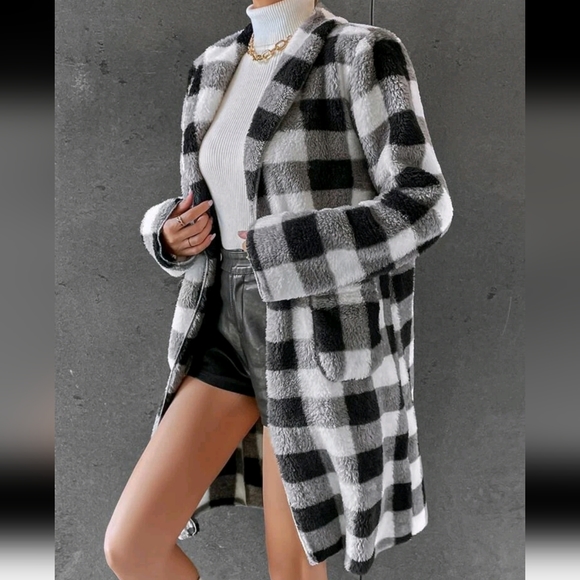 Black Buffalo Plaid Sherpa Coat - Picture 5 of 7